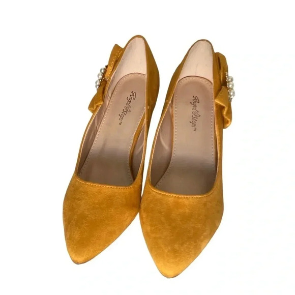ANGEL STEPS | Mustard Yellow Suede Crystal Embellished Pointed Toe Pumps - Picture 5 of 8
